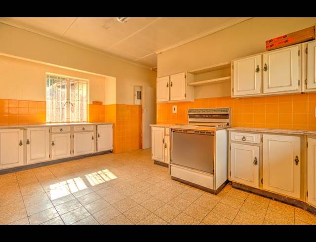 4 BEDROOM HOUSE FOR SALE IN KEW
